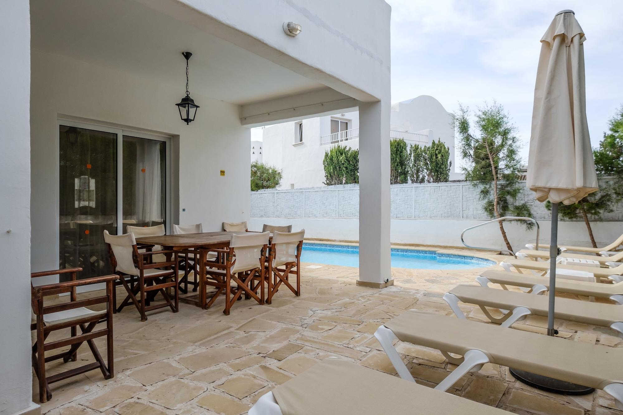 Thalassines Villa *