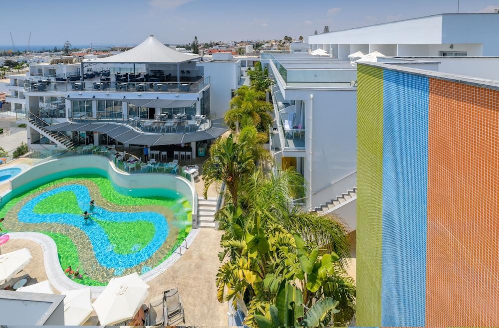 Tasia Maris Oasis Hotel 3*
