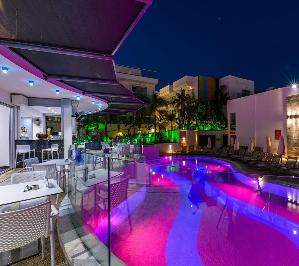 Hotel Tasia Maris Oasis