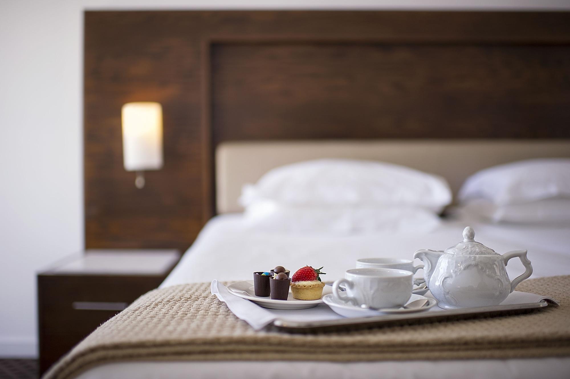 Resort Grecian Sands 4*