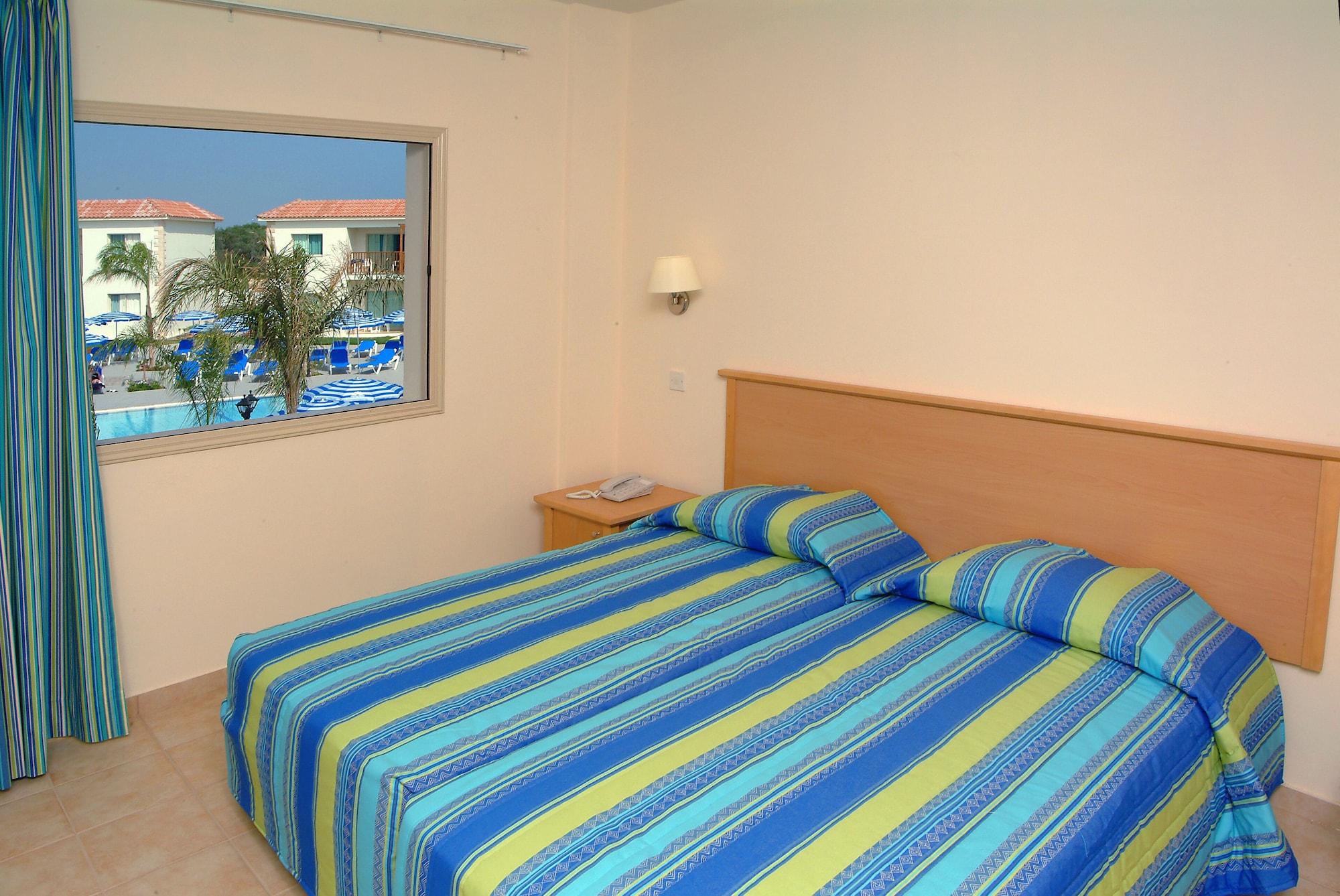 Resort Tsokkos Paradise Village 4*