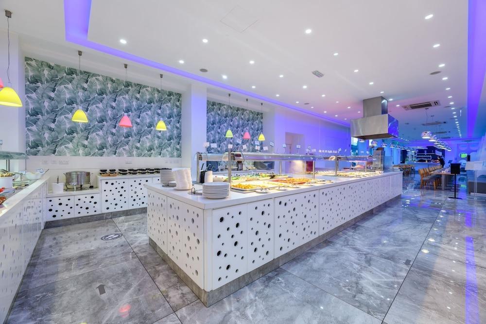 Hotel River Rock Agia Napa
