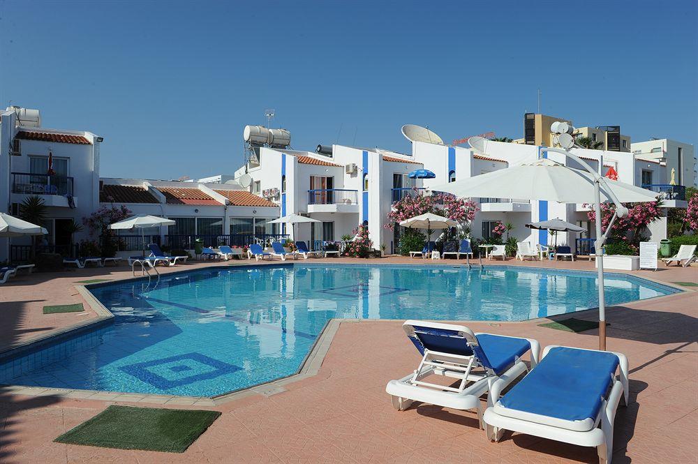 Alexia Aparthotel 2*