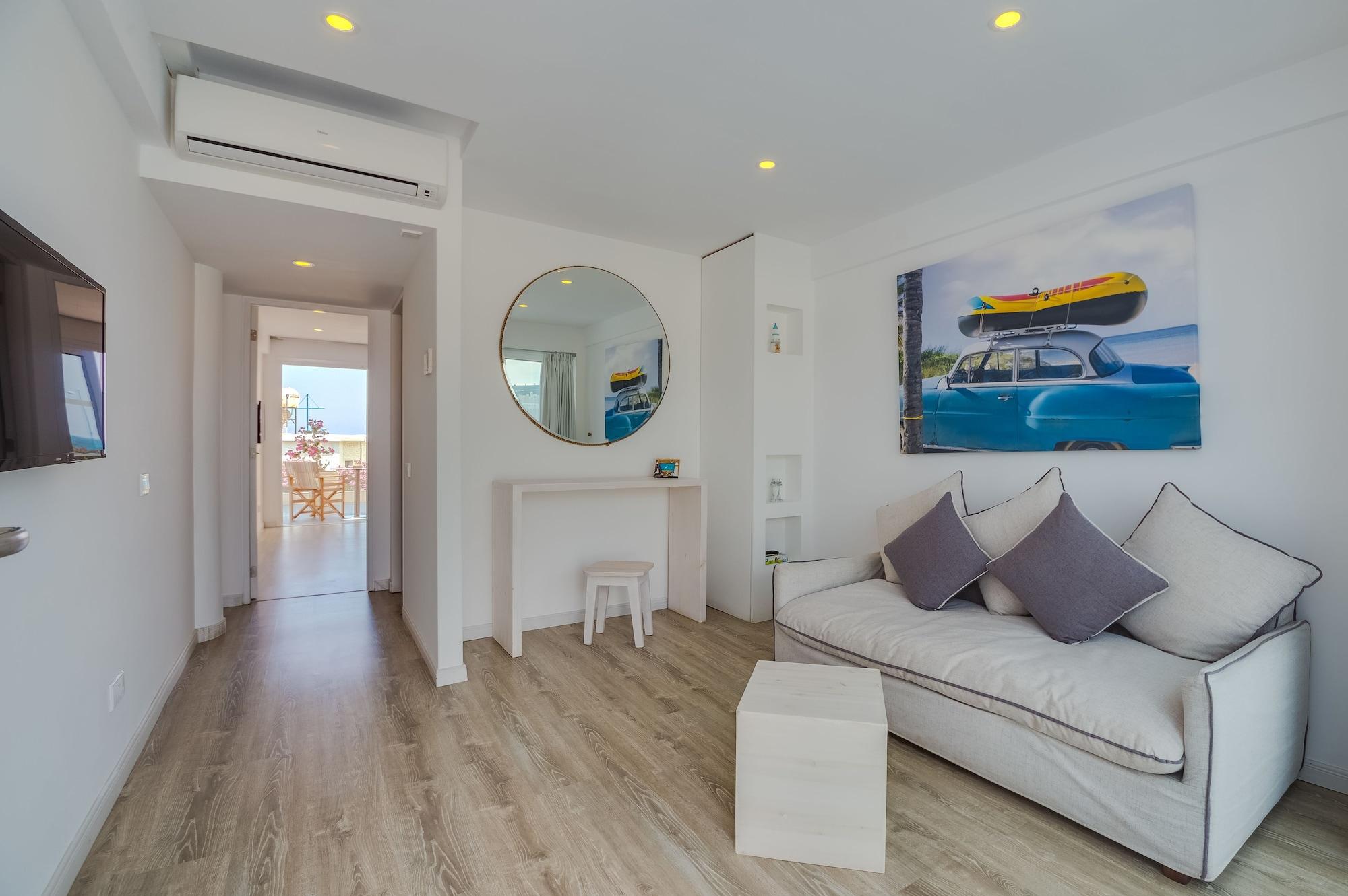 Blue Harbour Boutique 3*