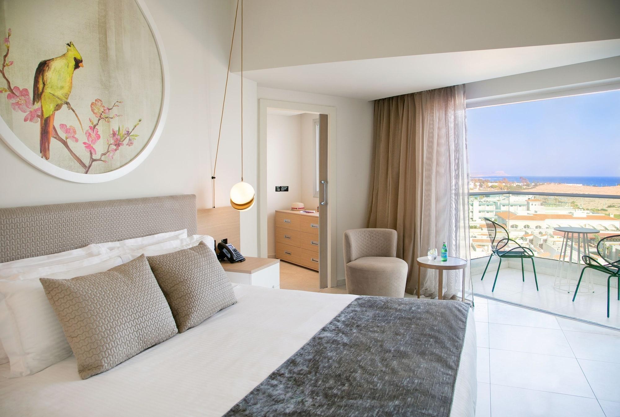 Nissiblu Hotel 5*