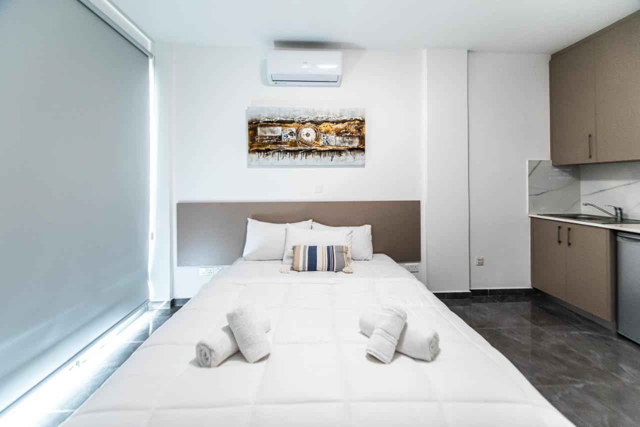 Spiros Luxury