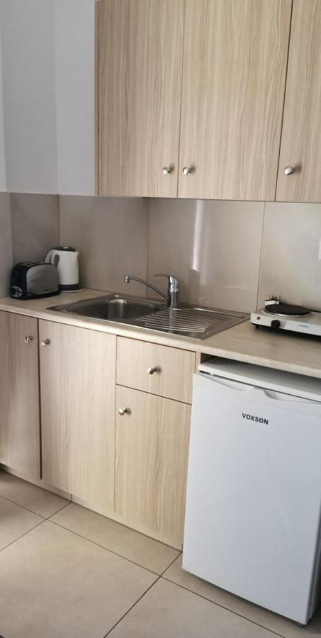 Simos Magic Apts Aparthotel