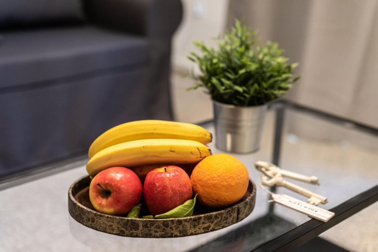 Serenityone - Centrally Located One Bedroom *