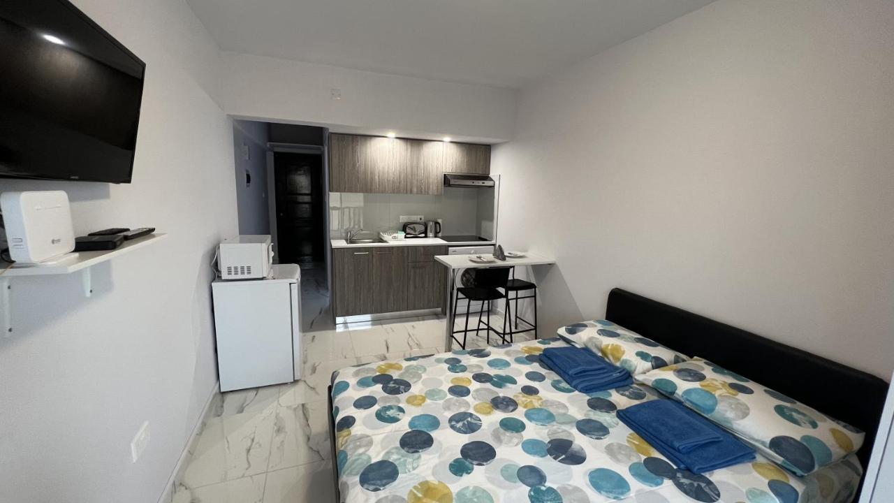 Elena Court Apartment