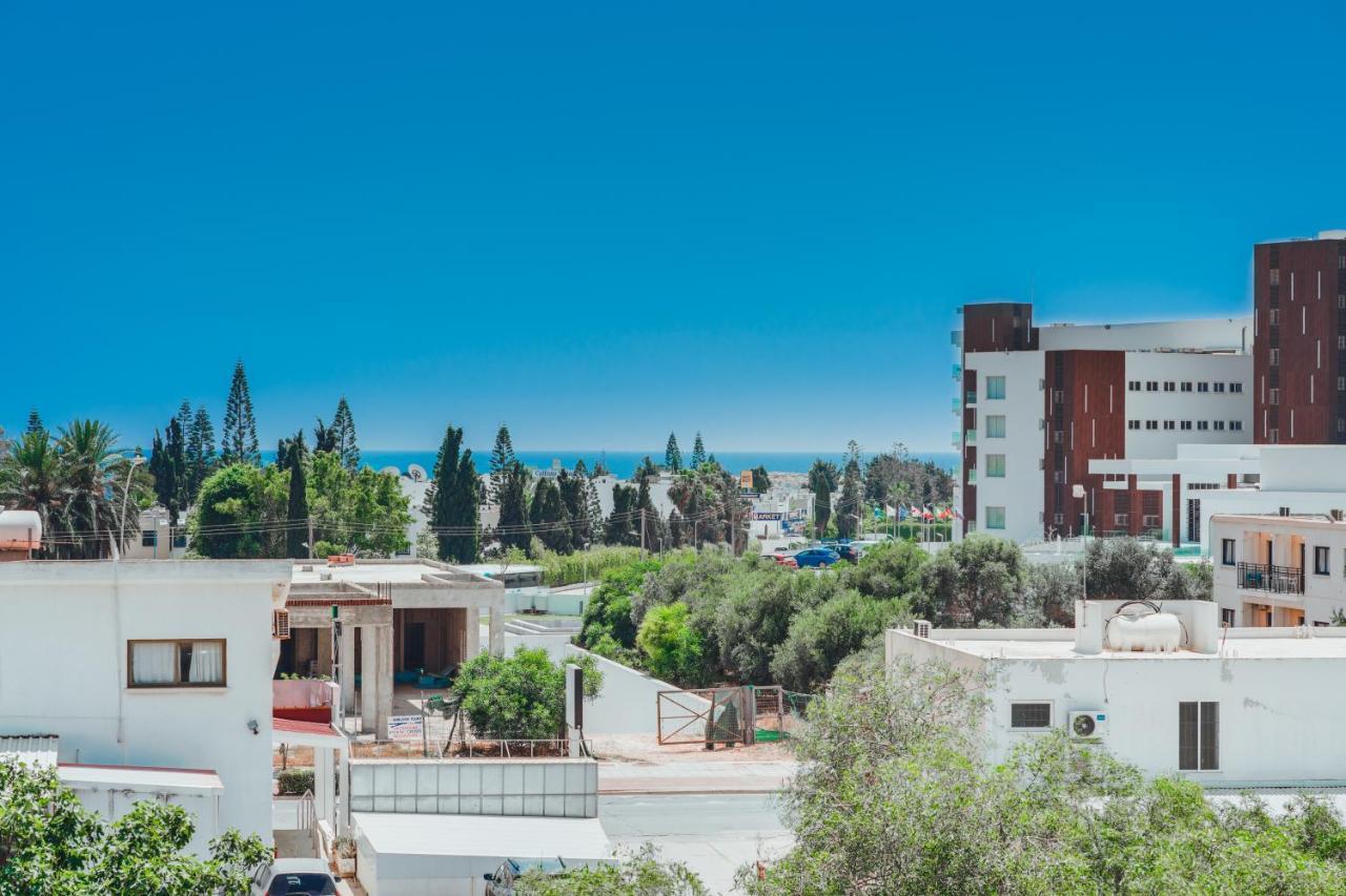 In Style In Modern 3 Bedroom Near Nissi & Square Villa *
