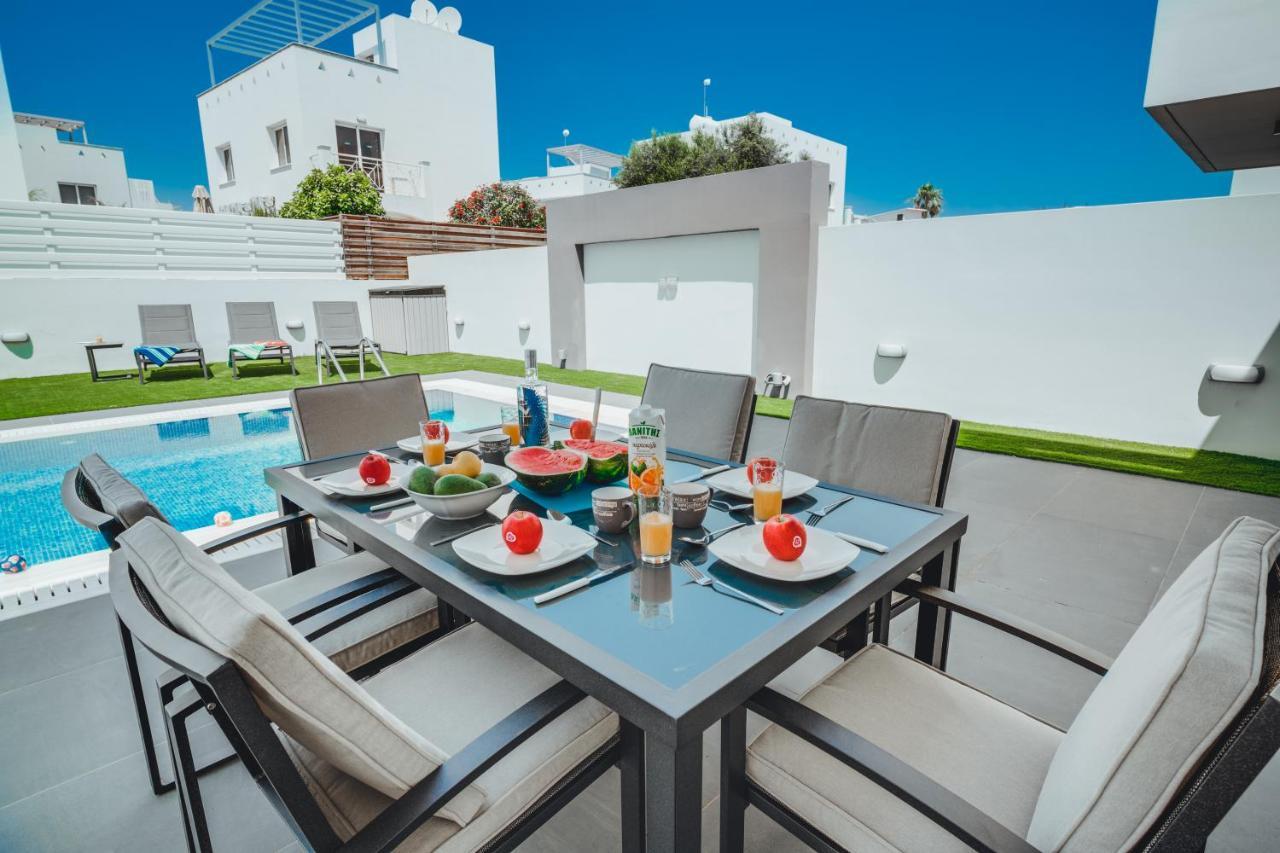 In Style In Modern 3 Bedroom Near Nissi & Square Villa Ayia Napa