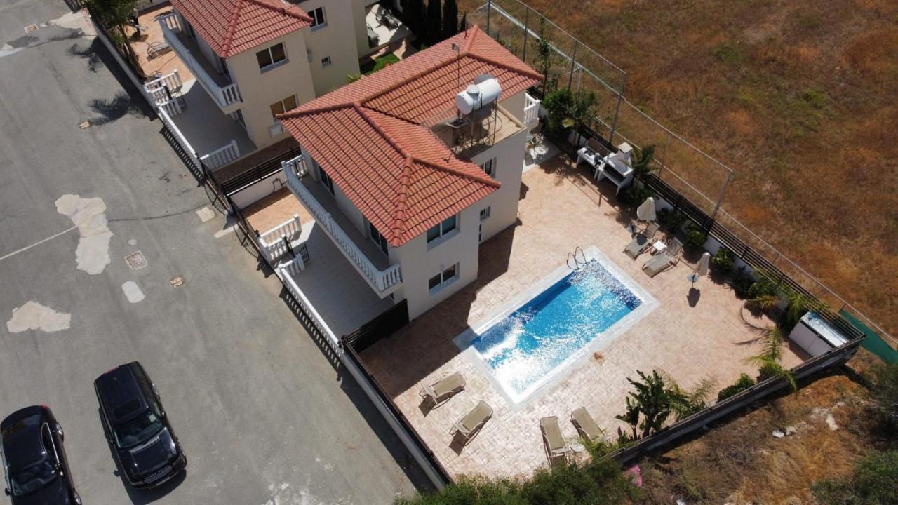 Villa Oceania *