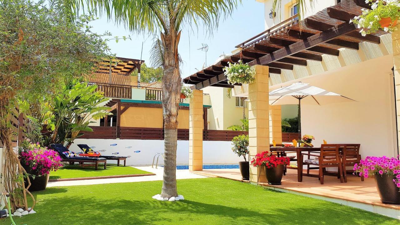 Villa Palm Paradise *