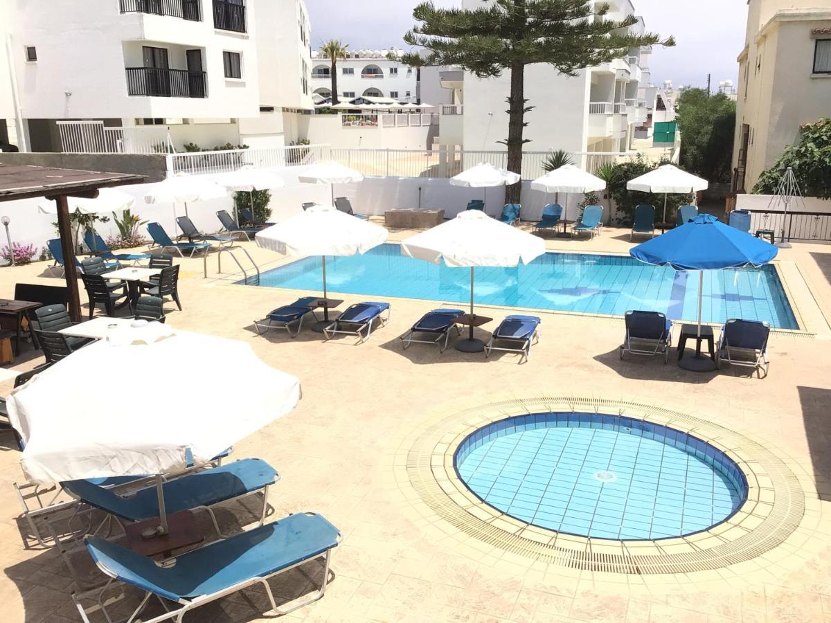 Aparthotel Florea 3*