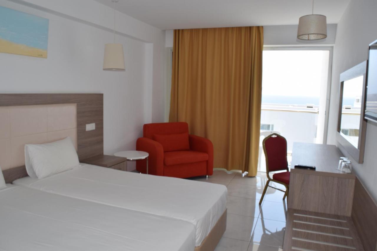 Corfu Hotel