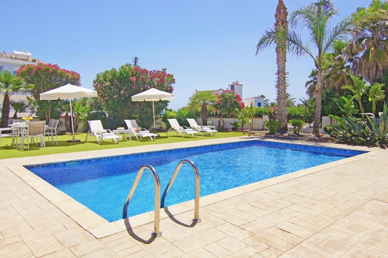 Ferienhaus Basil - 50m From Med Sea