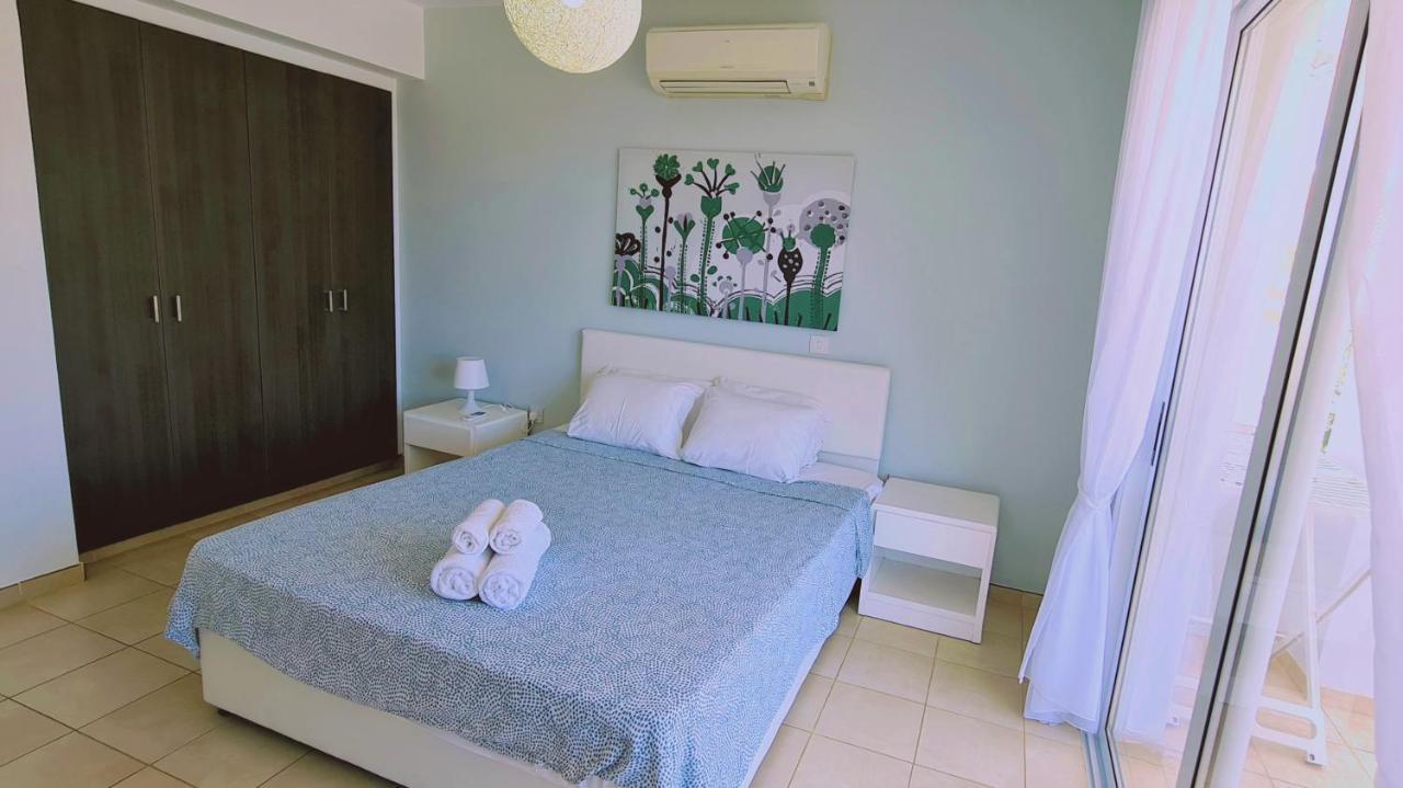 Nissi 3 Privileges Apartamento *