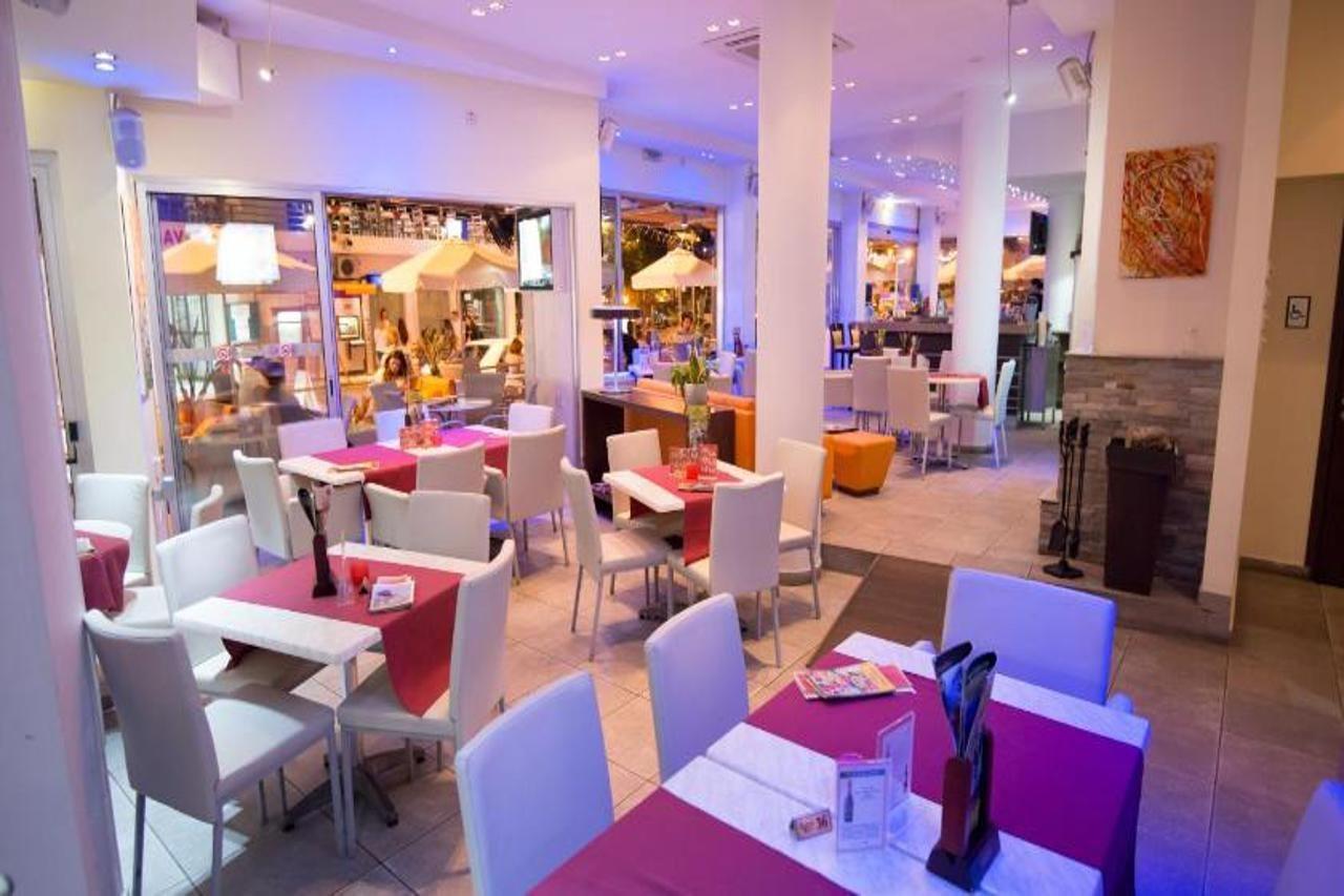 Aparthotel Eligonia 3*