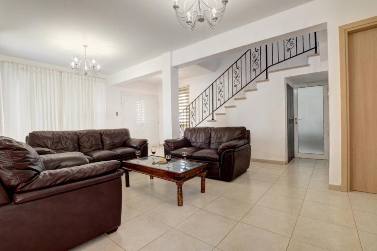 Nissi Sotia Villa