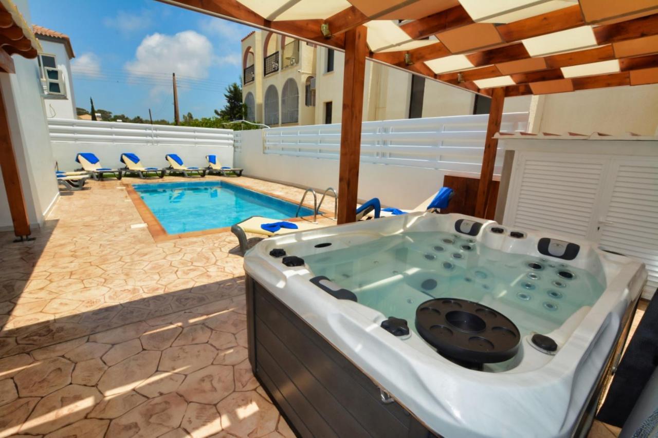 Nissi Sotia Villa