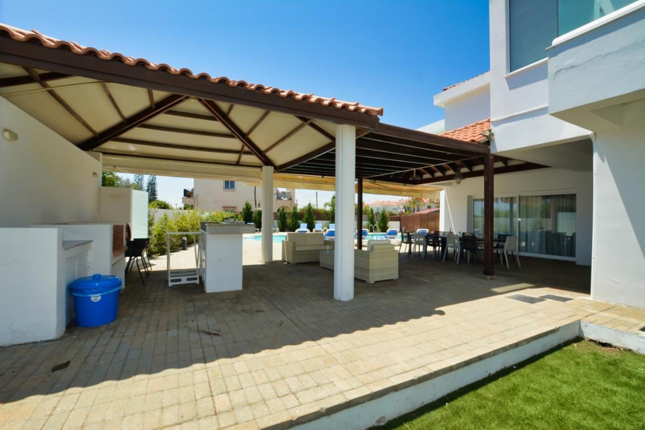 Villa Chrisi