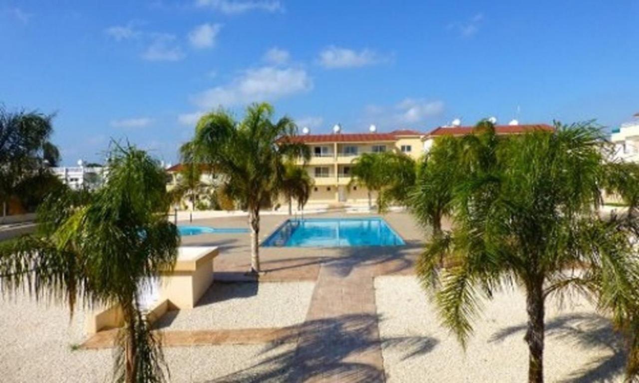 2 Bedroom With Private Garden, Walk To Nissi Beach, Communal Swimming Pool * Ayia Napa