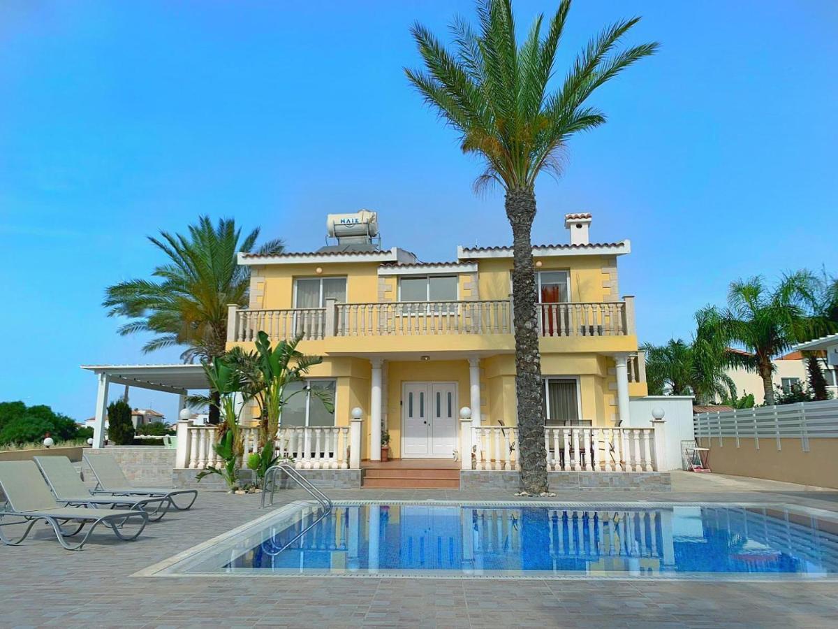 Villa Beach Sea View, Xxl Pool, 4 Bedroom Ayia Napa