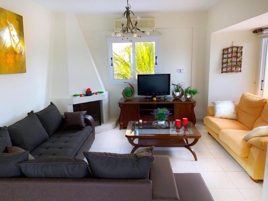 Beach Sea View, Xxl Pool, 4 Bedroom *