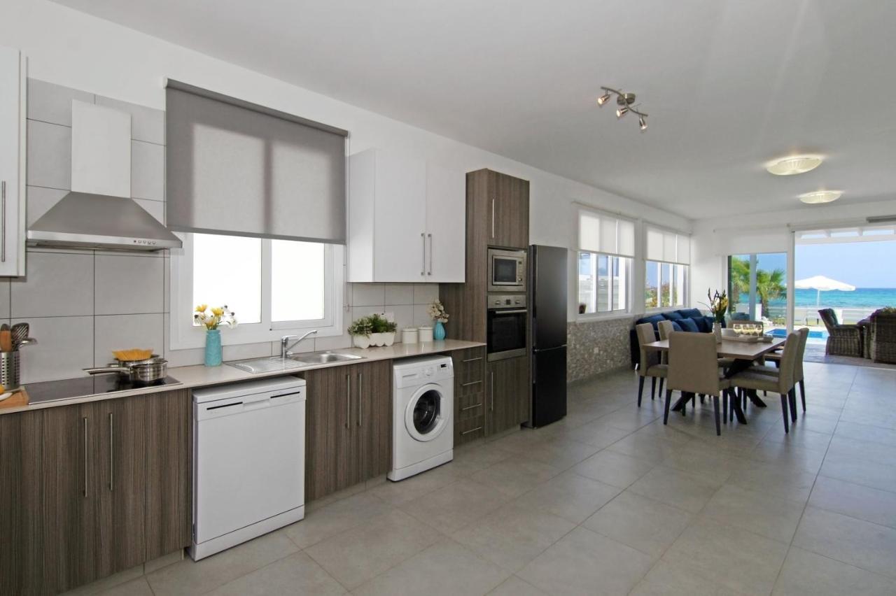 Aphrodisia - Seafront Holiday home