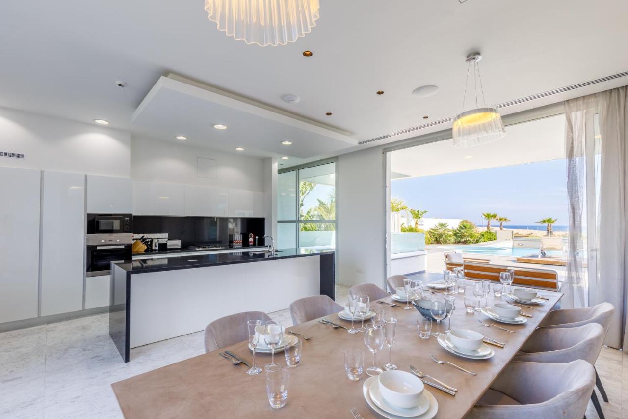 Beachfront Luxury Tranquility