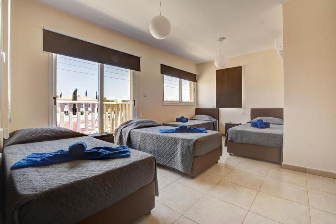 Nissi Gold * Ayia Napa