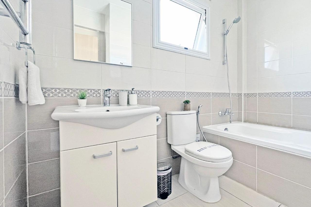Nissini Shell, 3 Bedroom With Private Pool At Nissi *