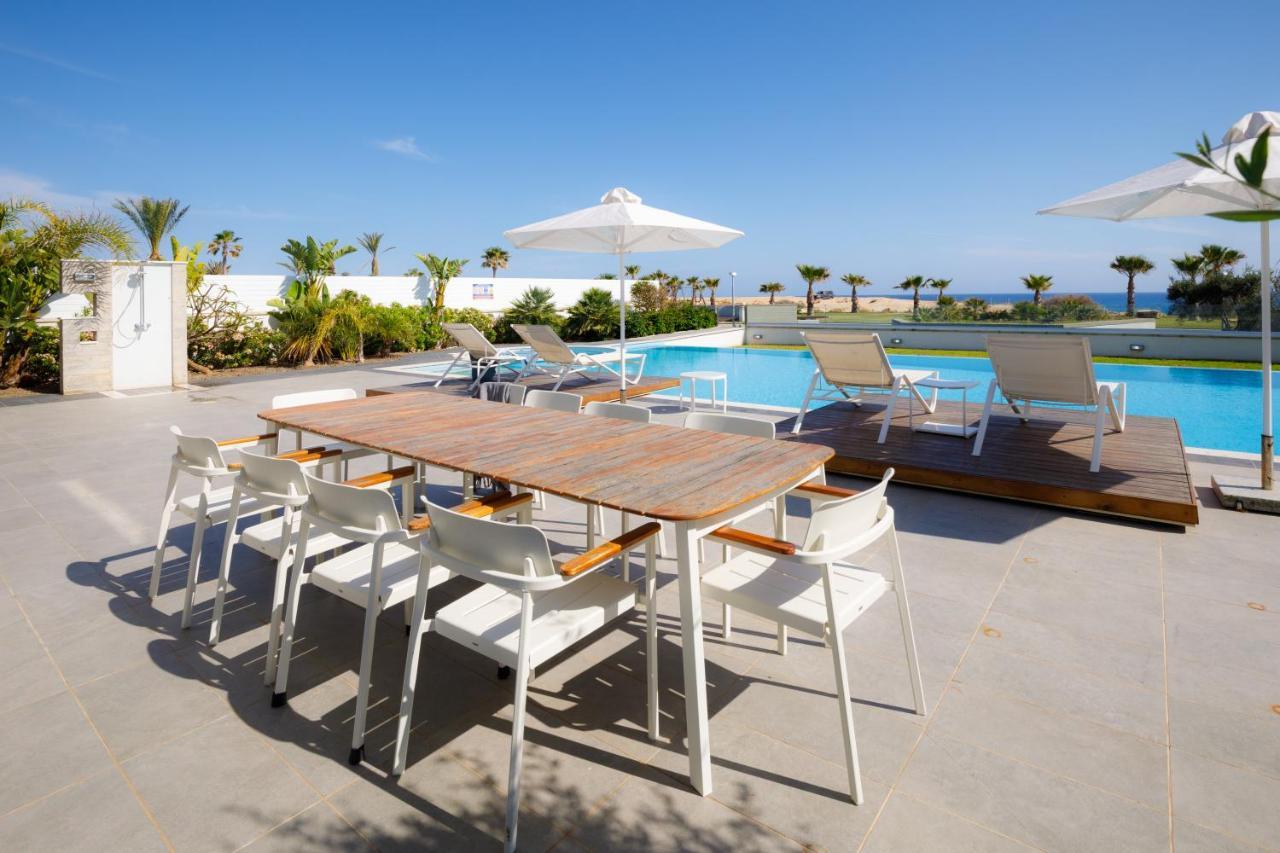 Pousada Beachfront Luxury Tranquility *