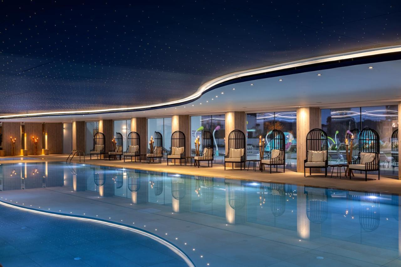 Hotel Chrysomare & 5*