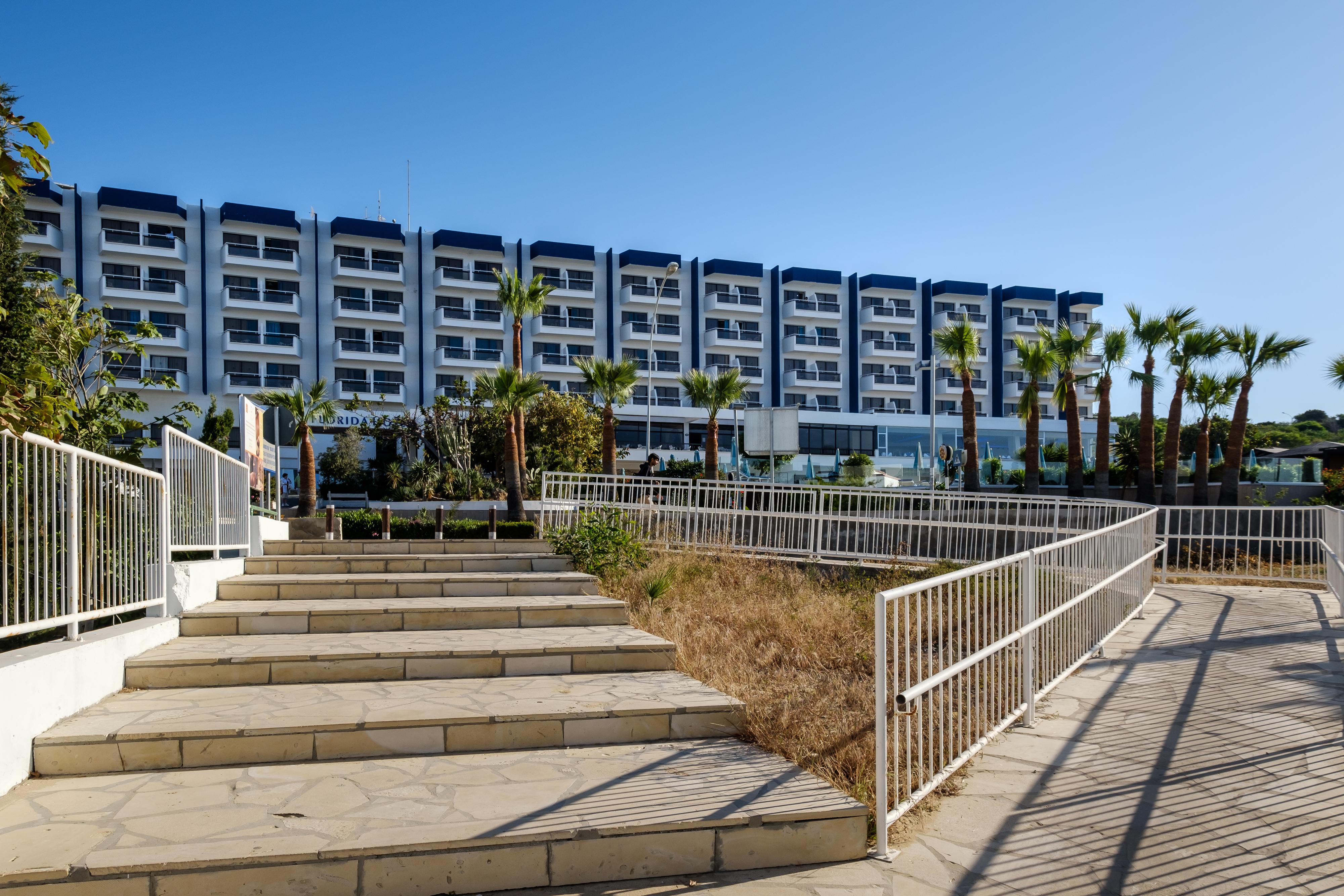 Sanders Florida * Ayia Napa