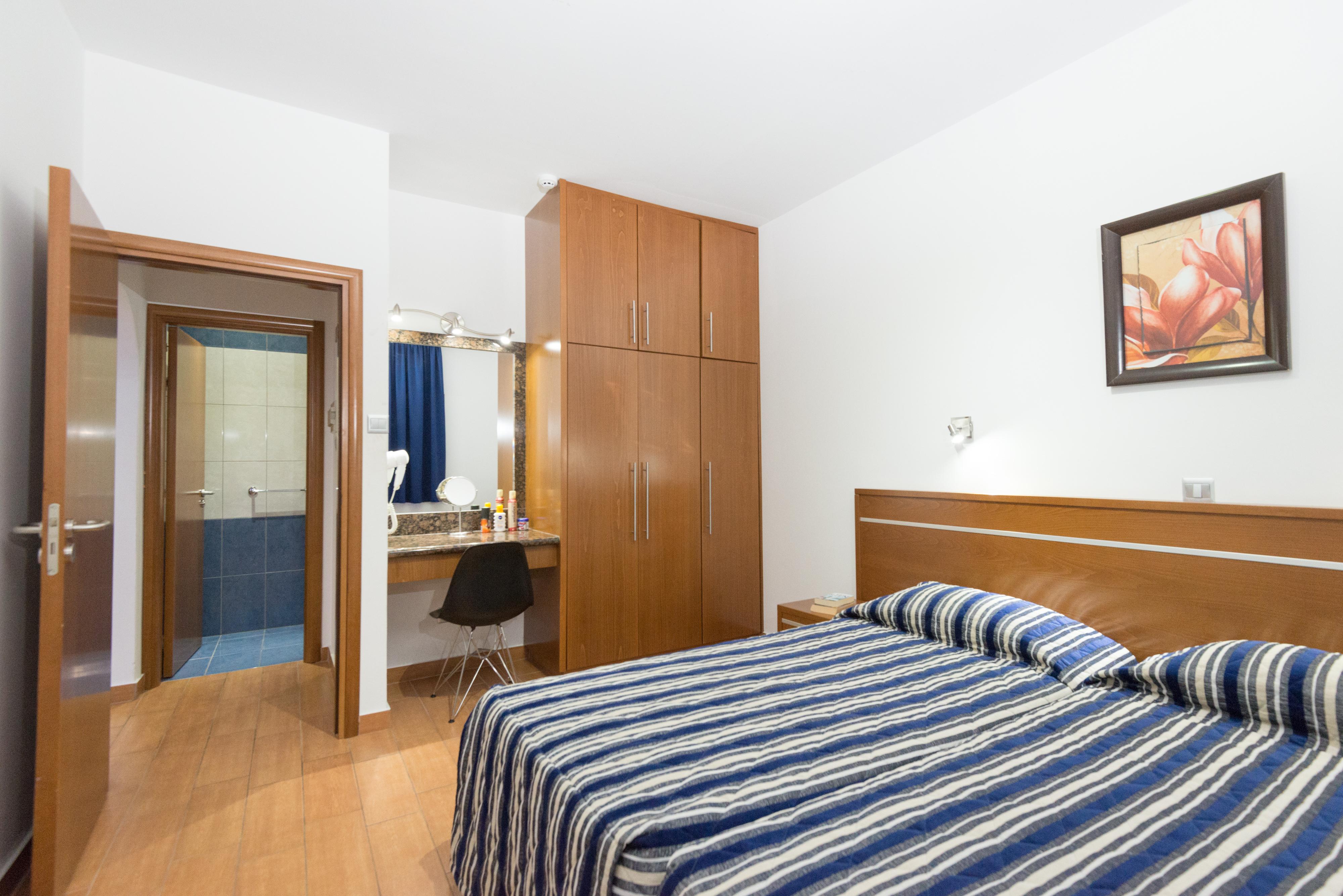 Loutsiana Deluxe Apts Aparthotel 3*