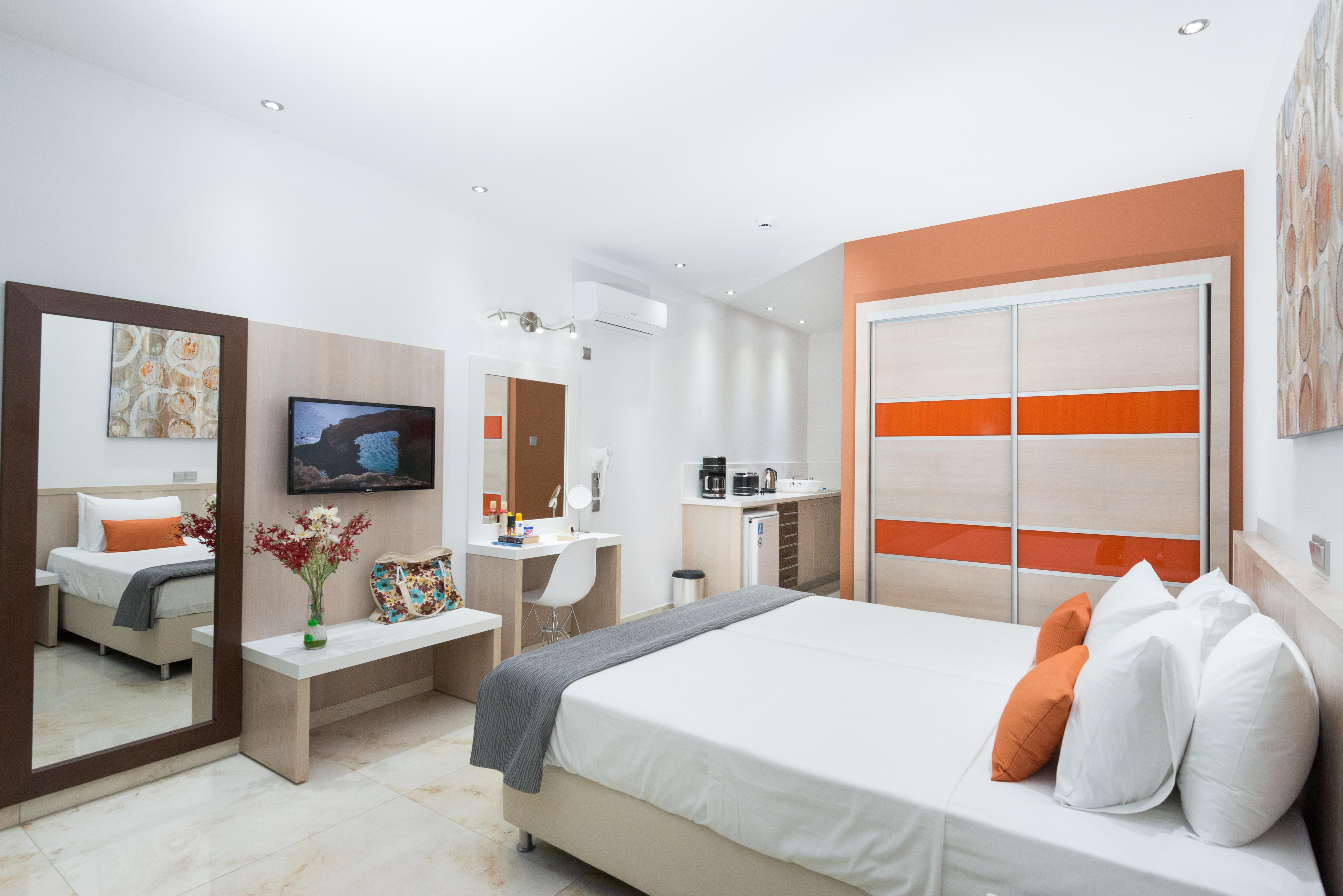 Aparthotel Loutsiana Deluxe Apts Ayia Napa