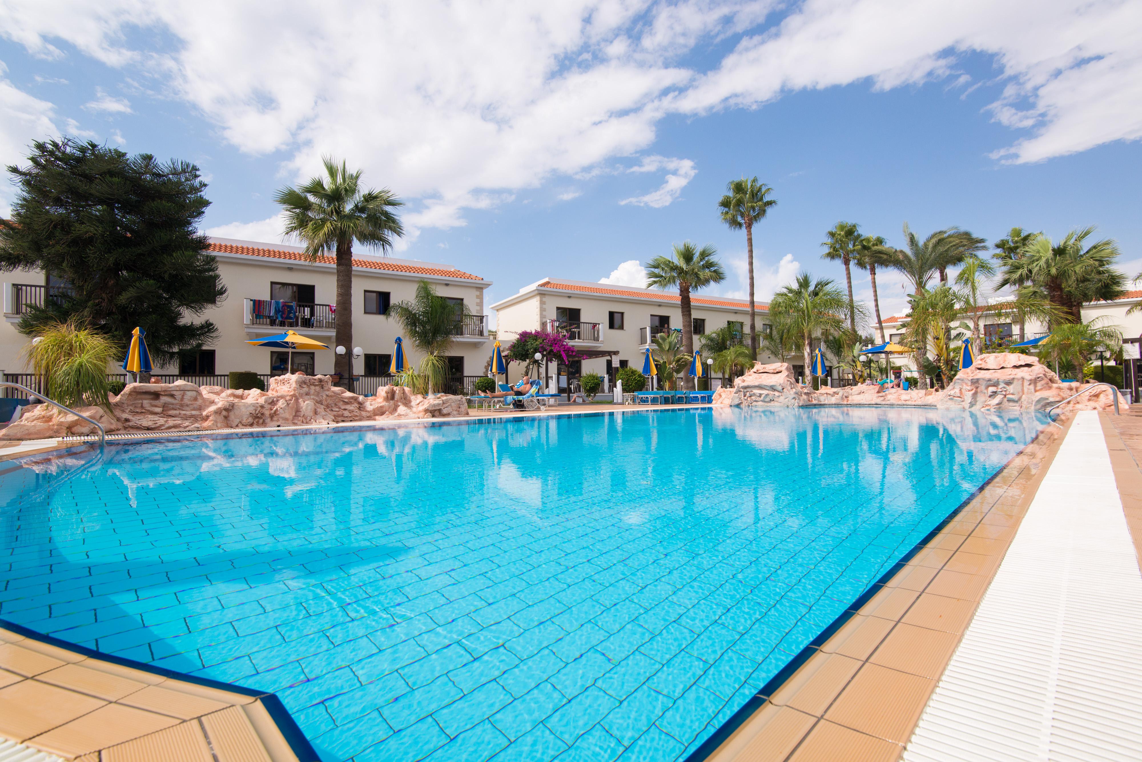Loutsiana Deluxe Apts 3*