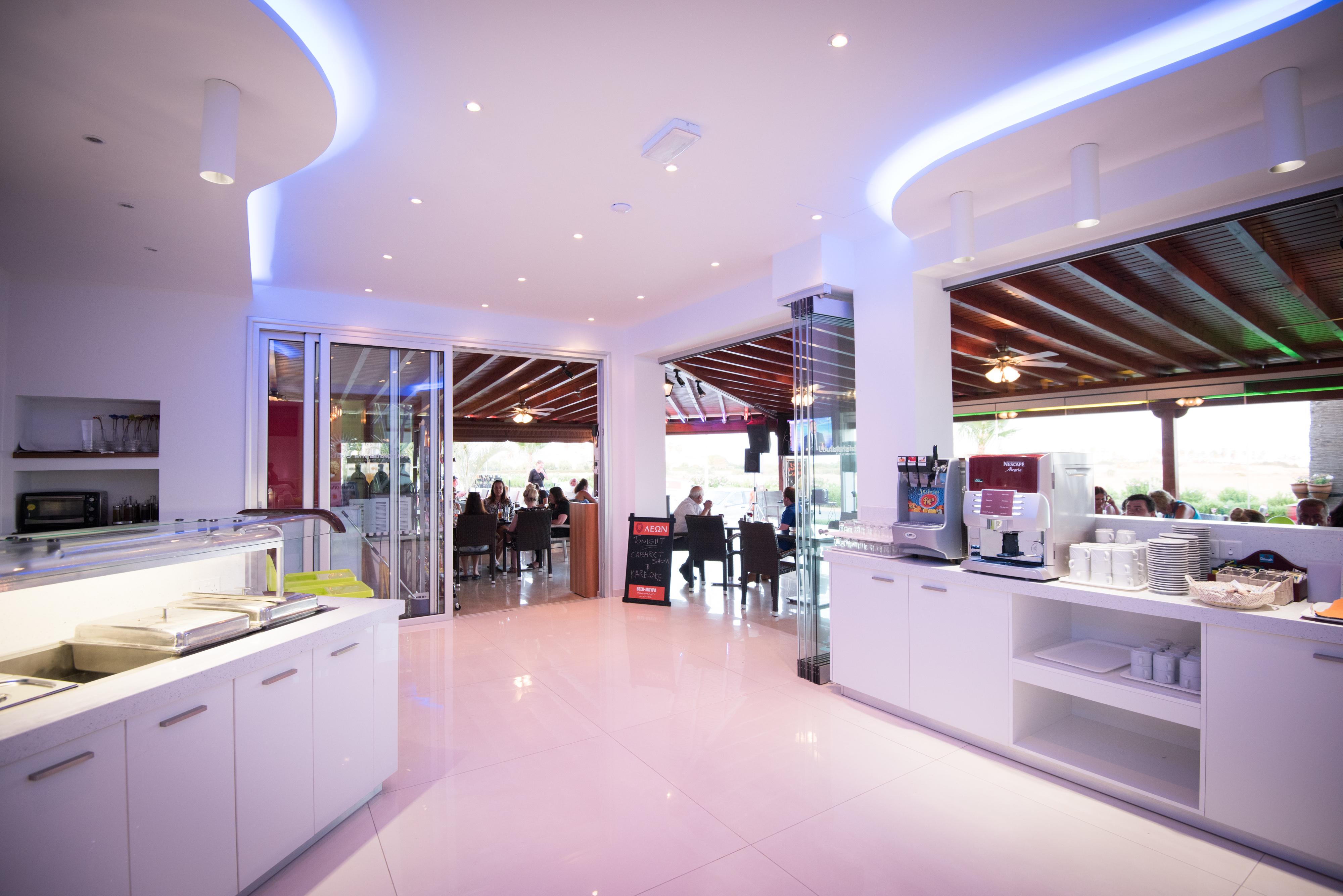 Aparthotel Loutsiana Deluxe Apts 3*