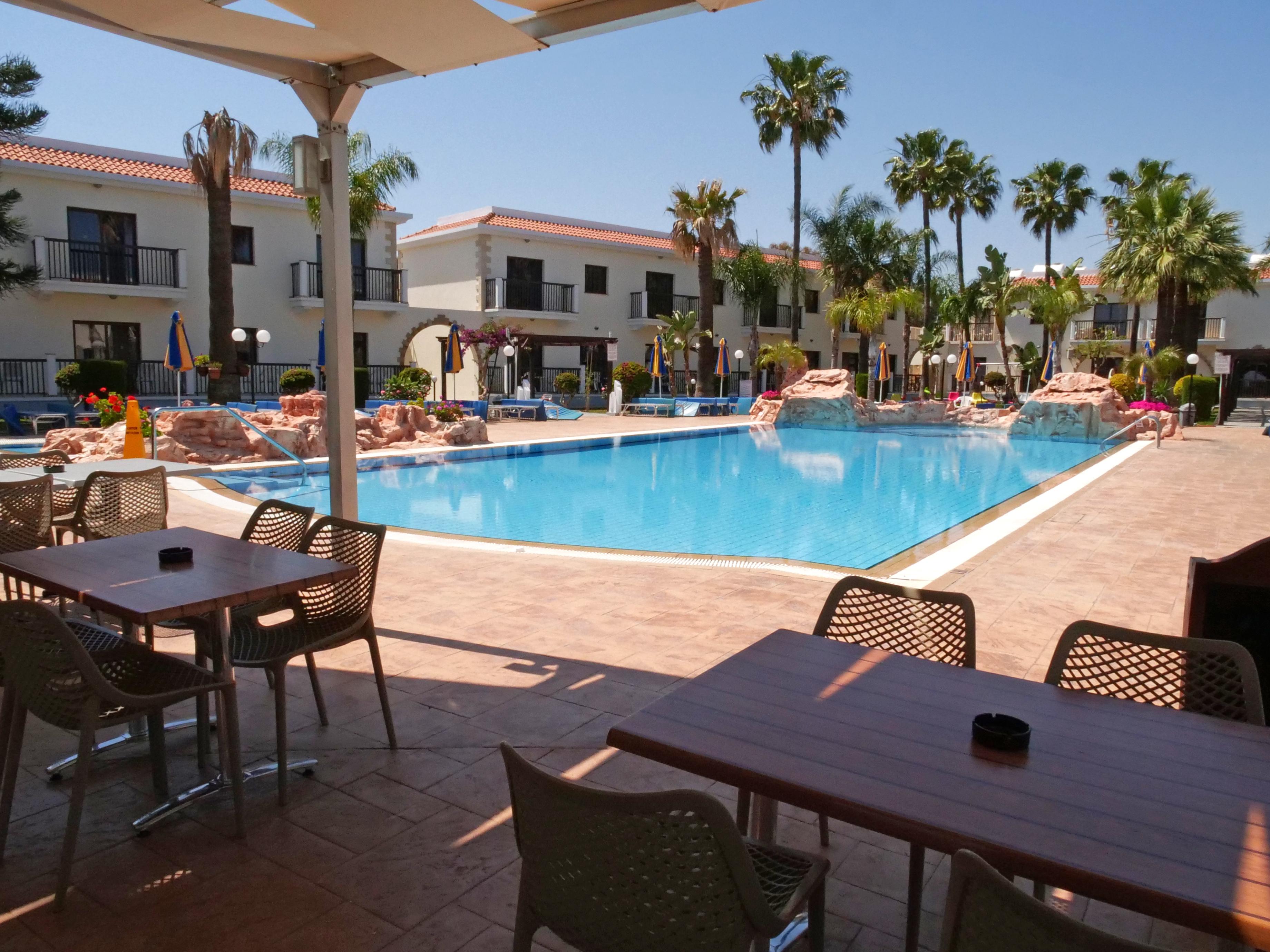 Loutsiana Deluxe Apts Aparthotel 3*