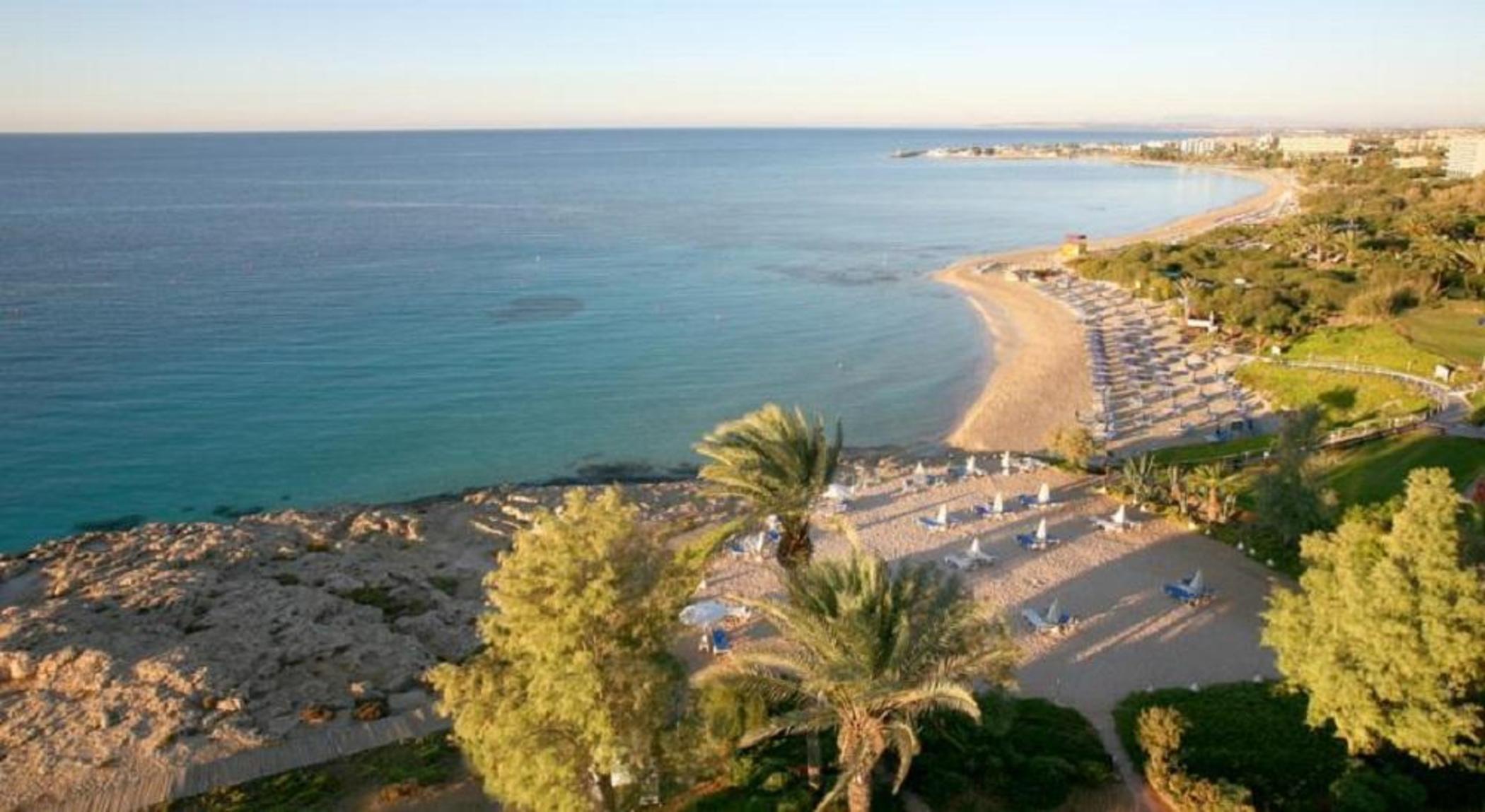 Grecian Sands Resort