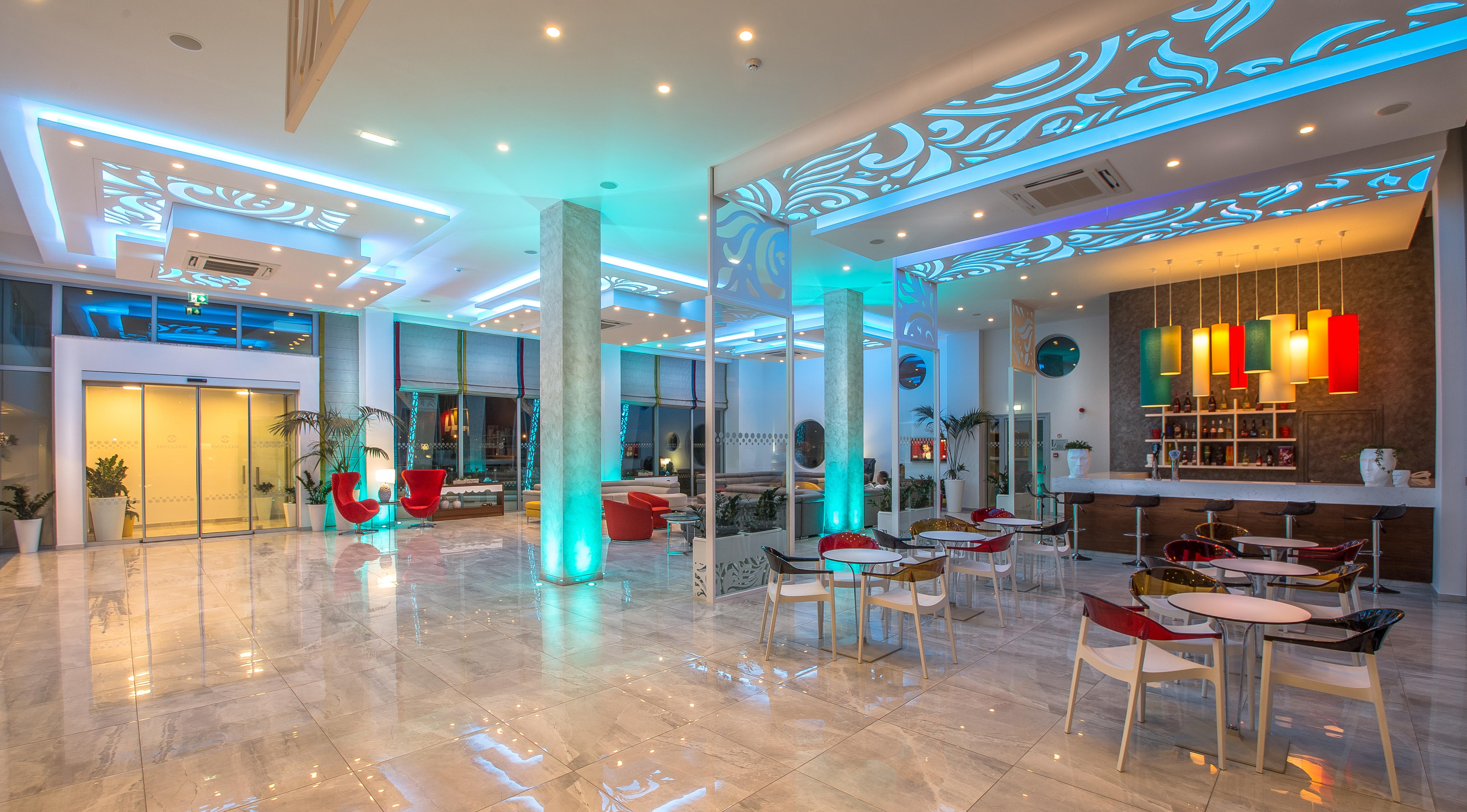 Hotel Nicholas Color Agia Napa