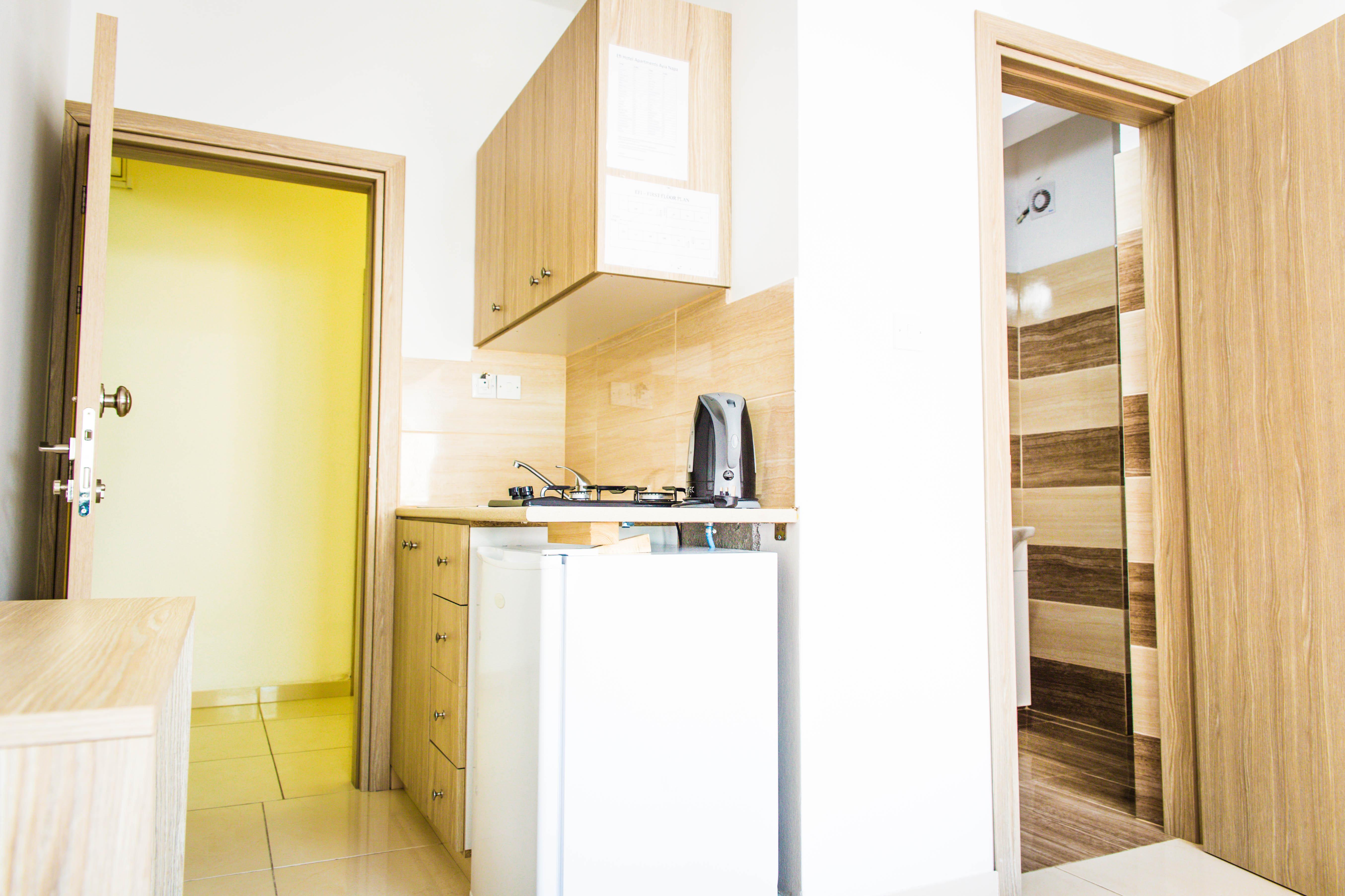Aparthotel Efi Apts 2*