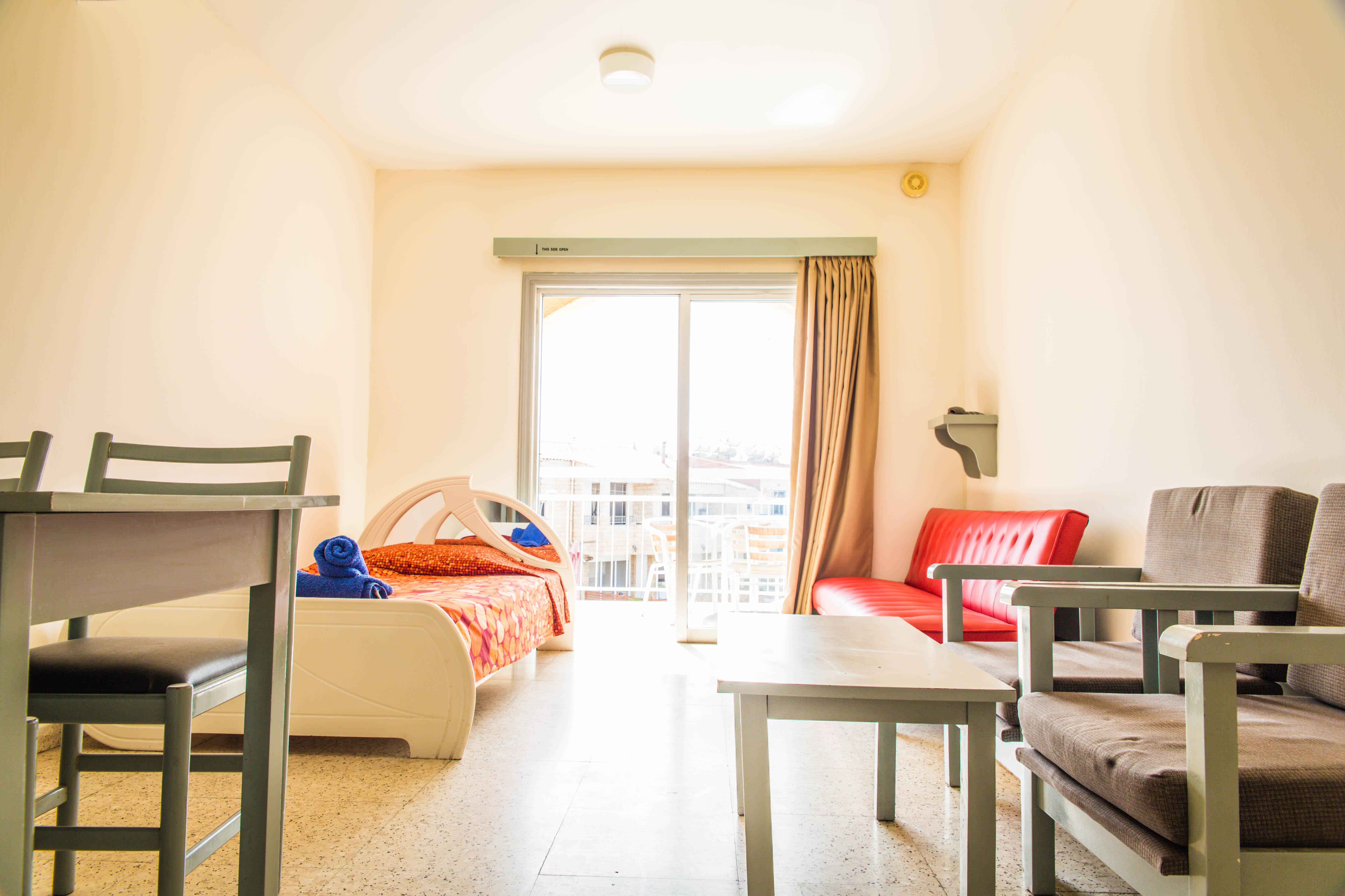 Aparthotel Efi Apts