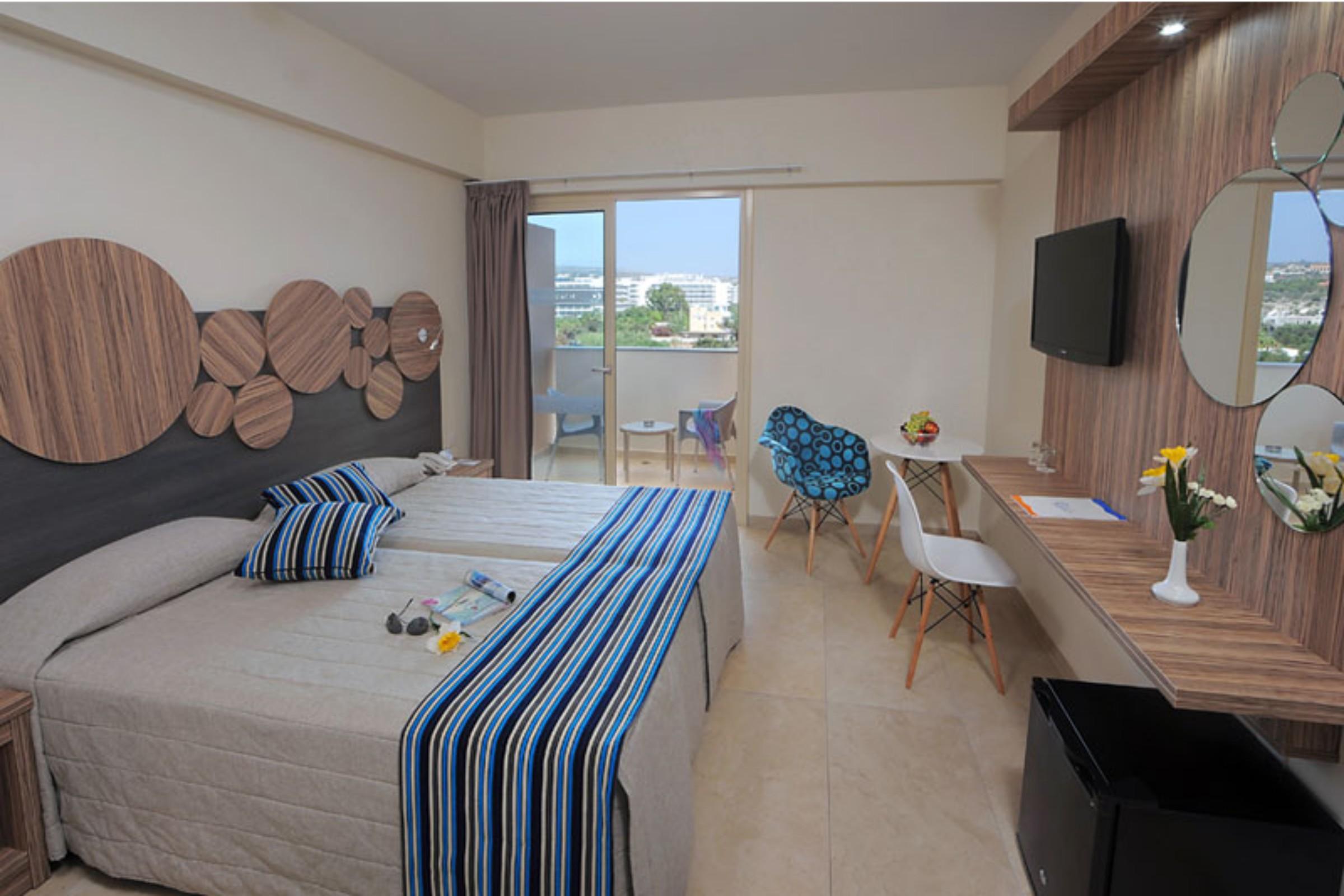 Nelia Hotel&spa 4*