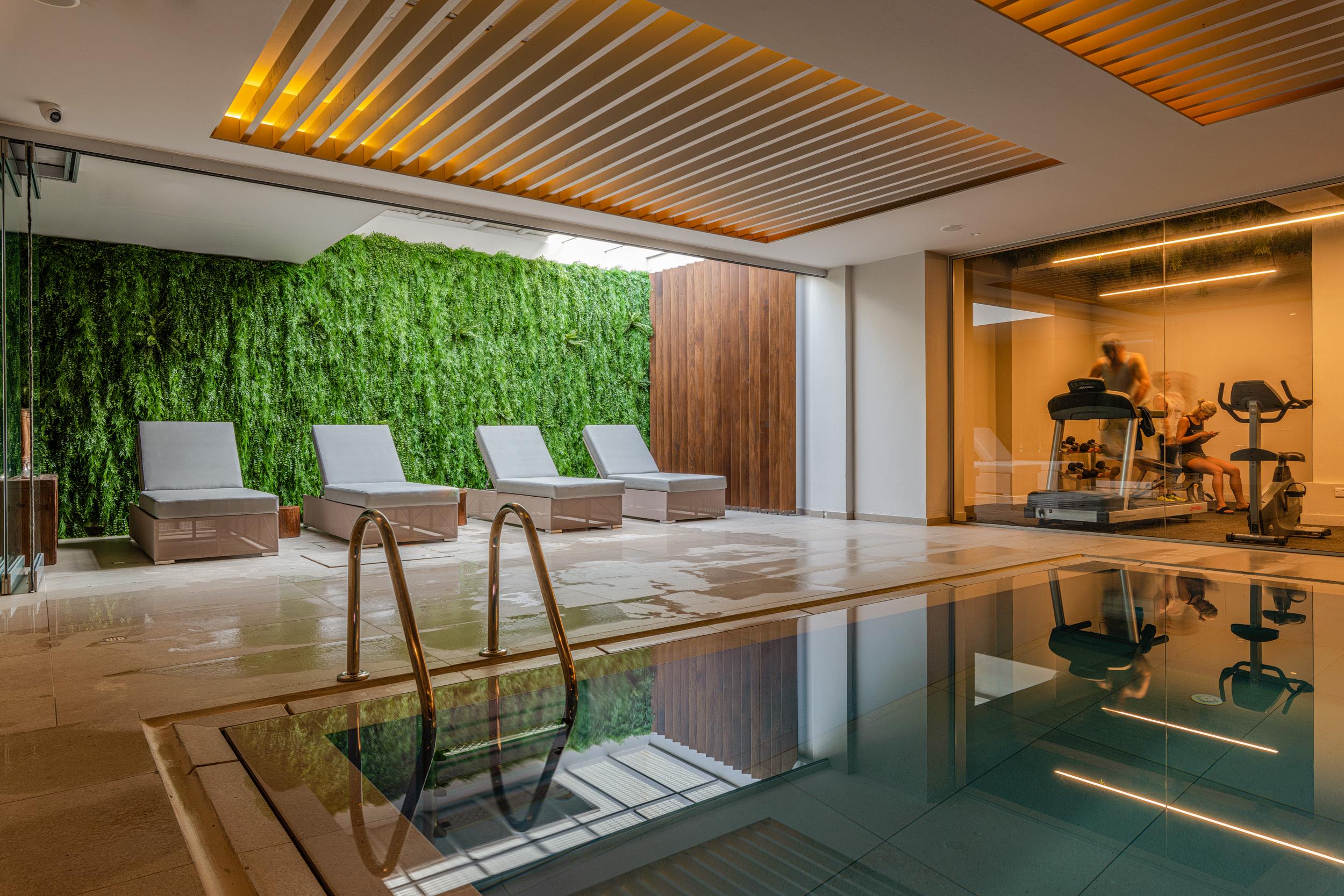 Nelia Hotel&spa 4*