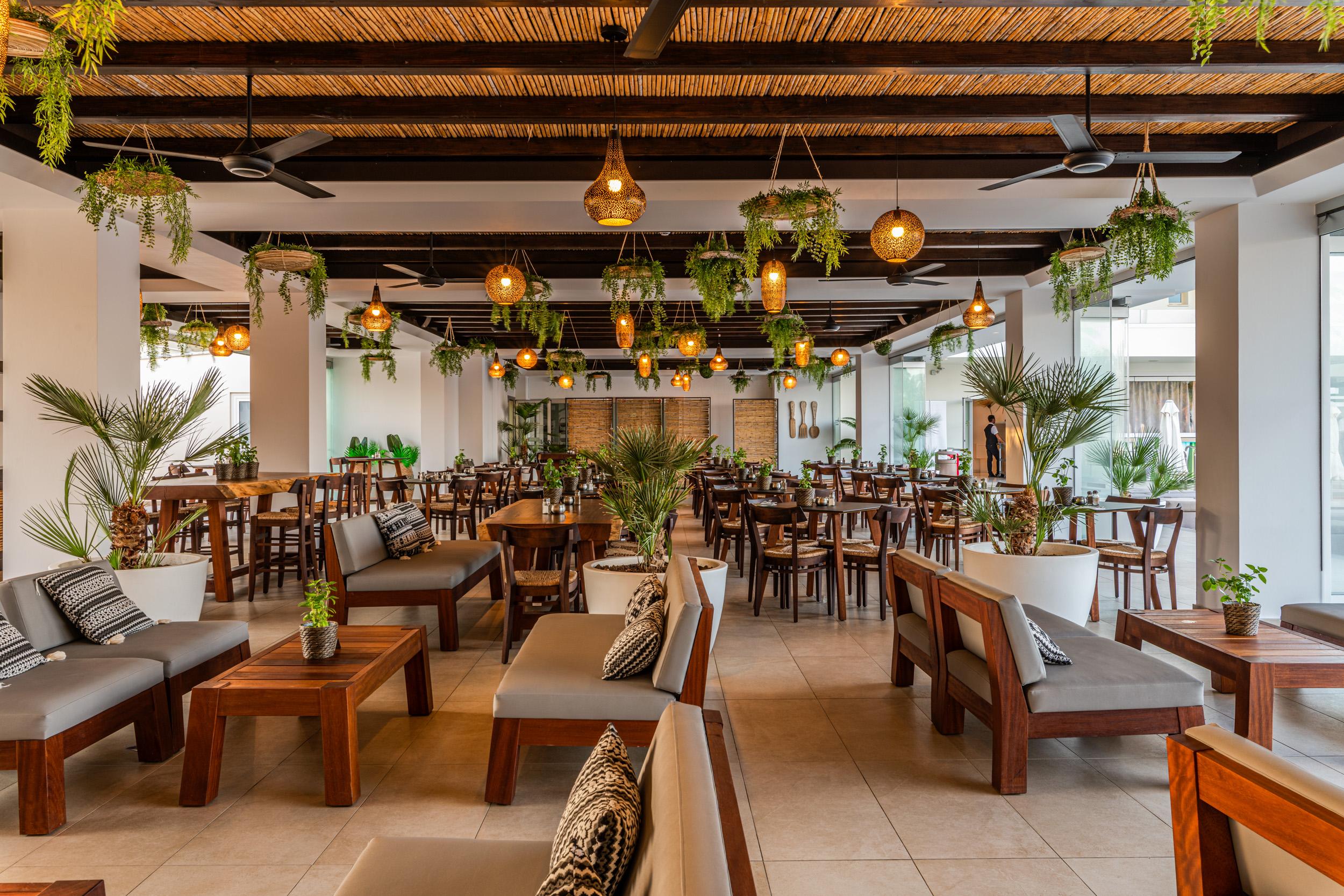 Hotel Nelia &