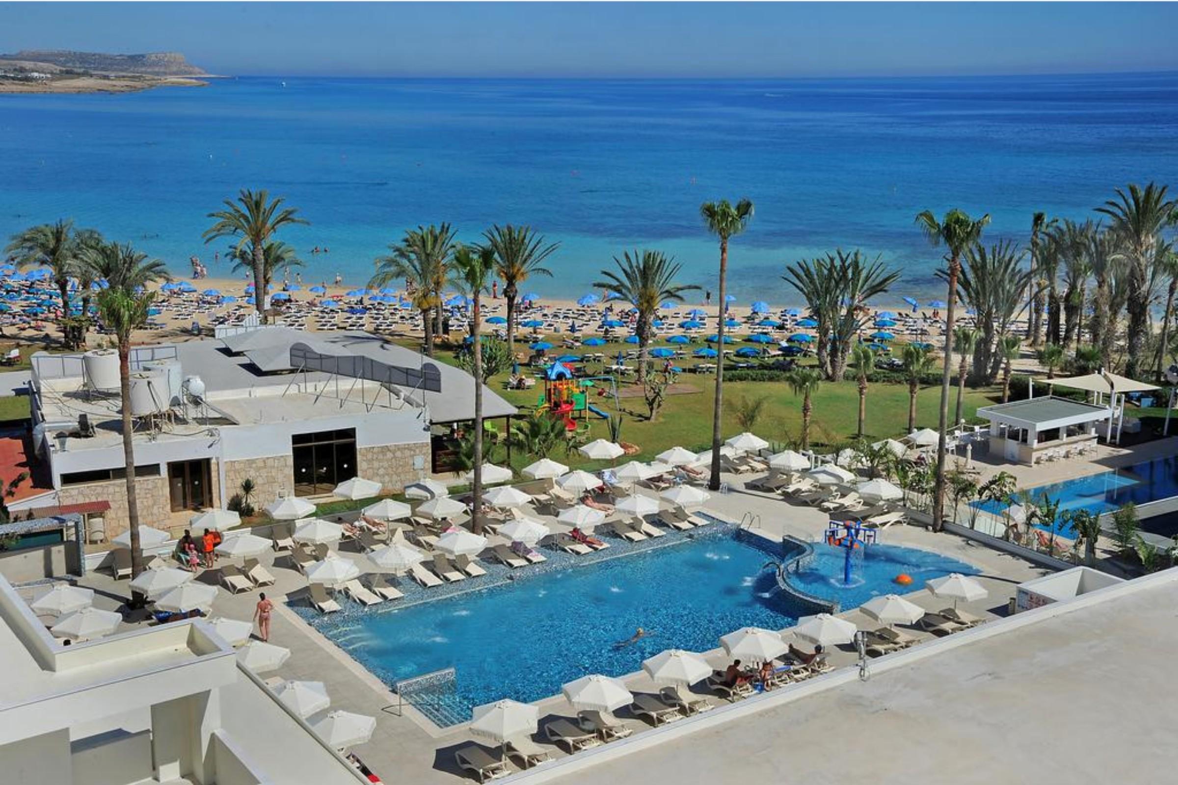 Nelia Hotel&spa 4*