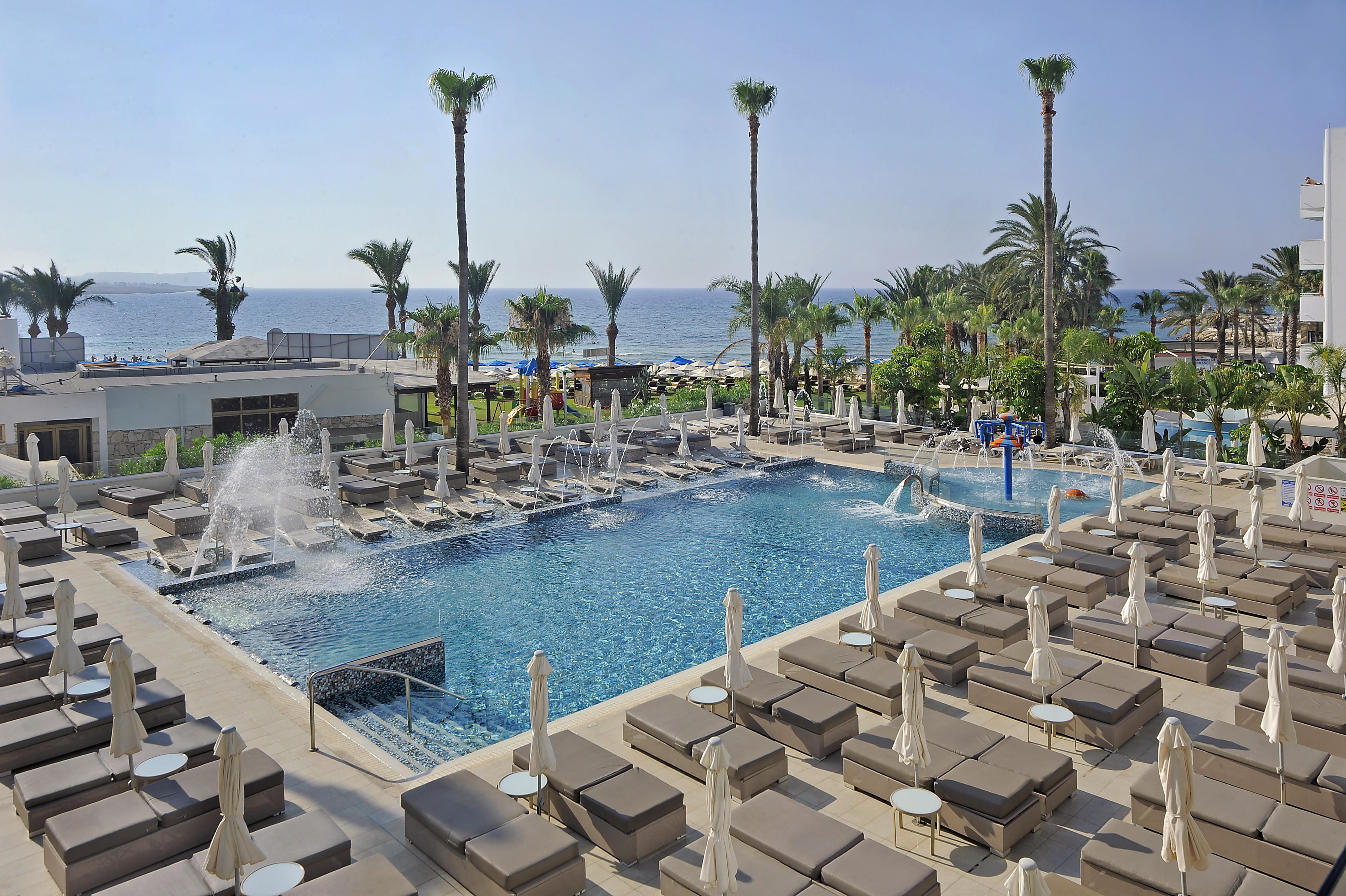 Nelia Hotel&spa 4*