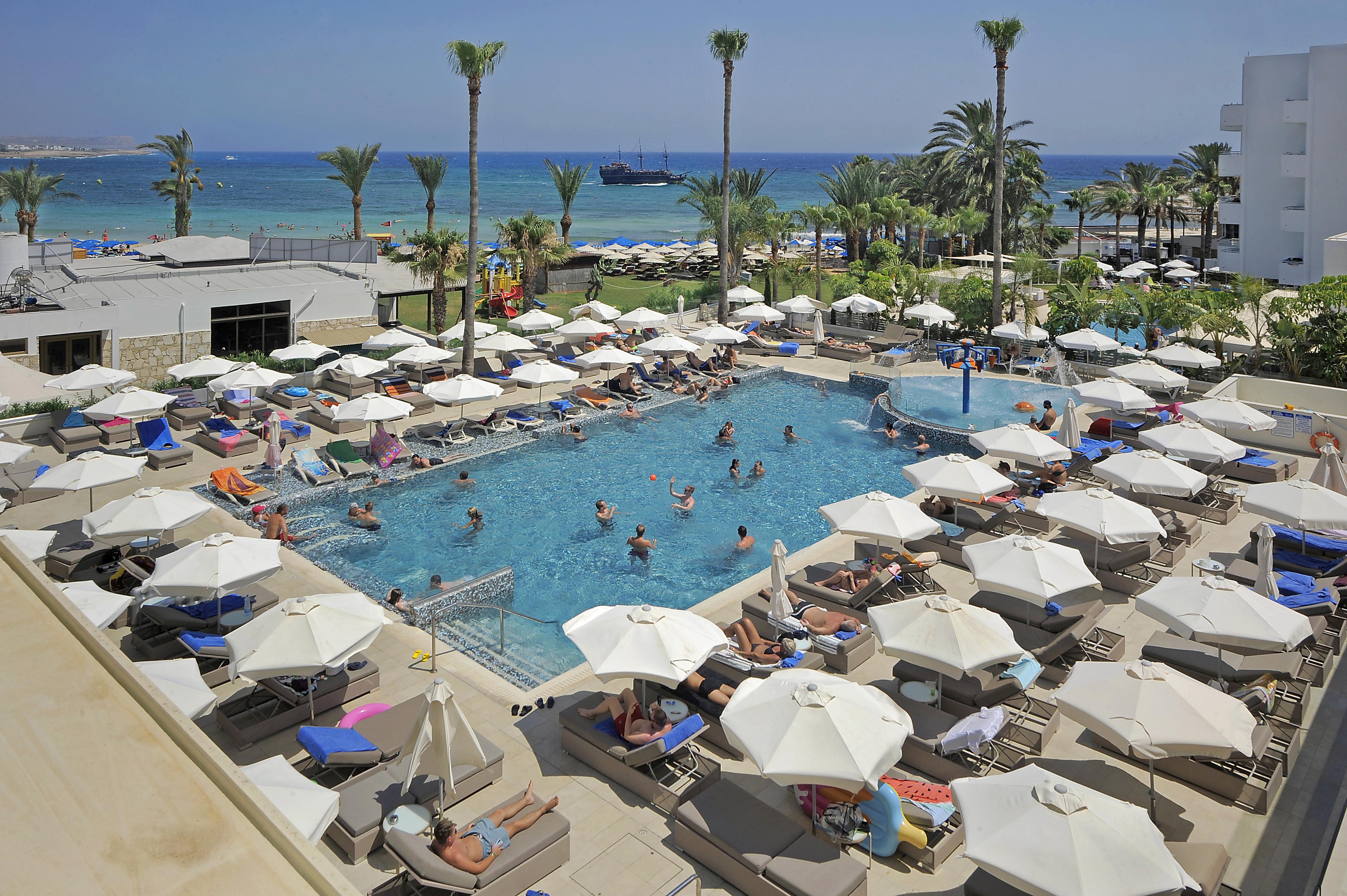 Nelia Hotel&spa 4*